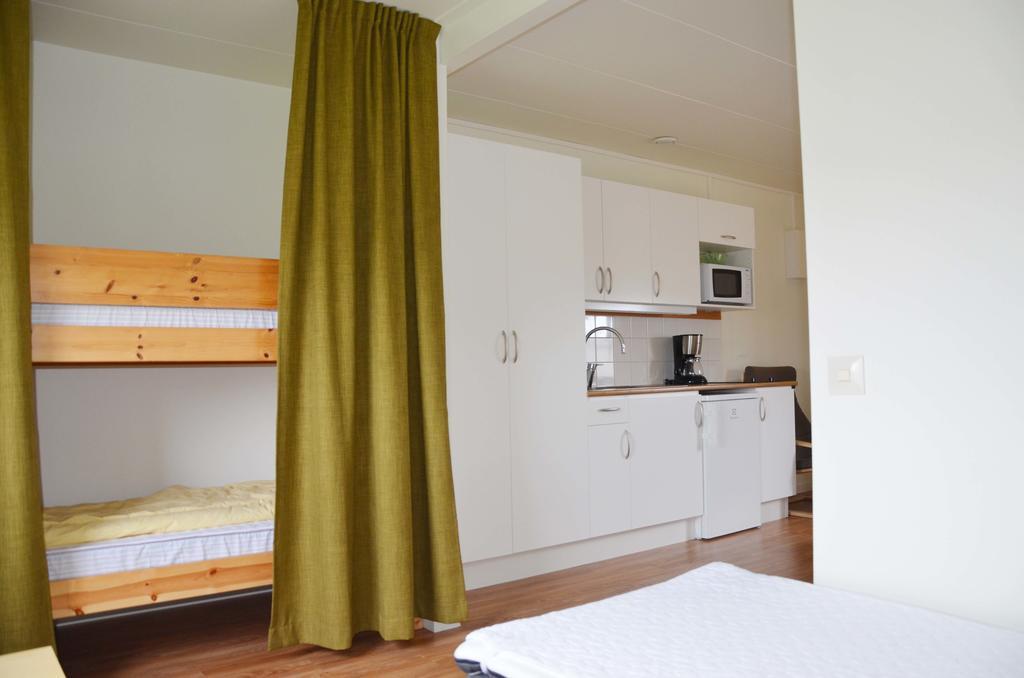 Apelvikstrand Semesterlagenheter Aparthotel Varberg Kamer foto