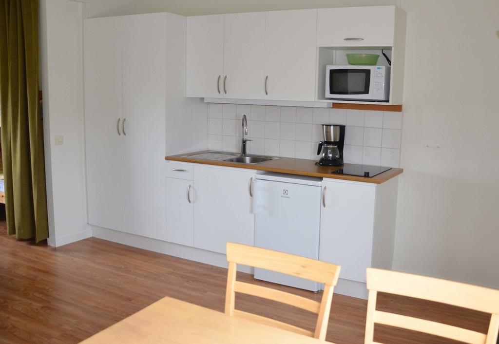 Apelvikstrand Semesterlagenheter Aparthotel Varberg Kamer foto